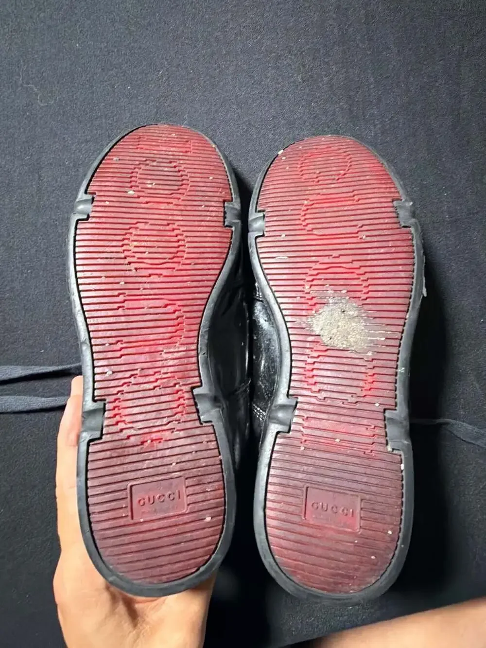 Gucci Black Patent Leather Interlocking G Logo Low Top Sneakers
